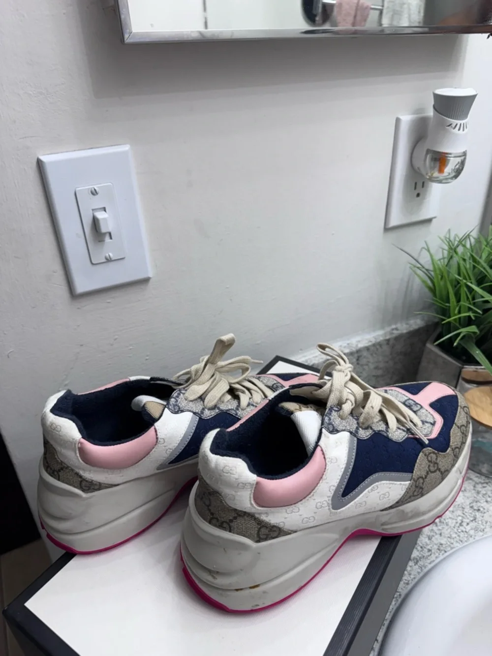 Gucci Beige, Navy & Pink Chunky GG Runner Sneakers - Picture 2 of 3